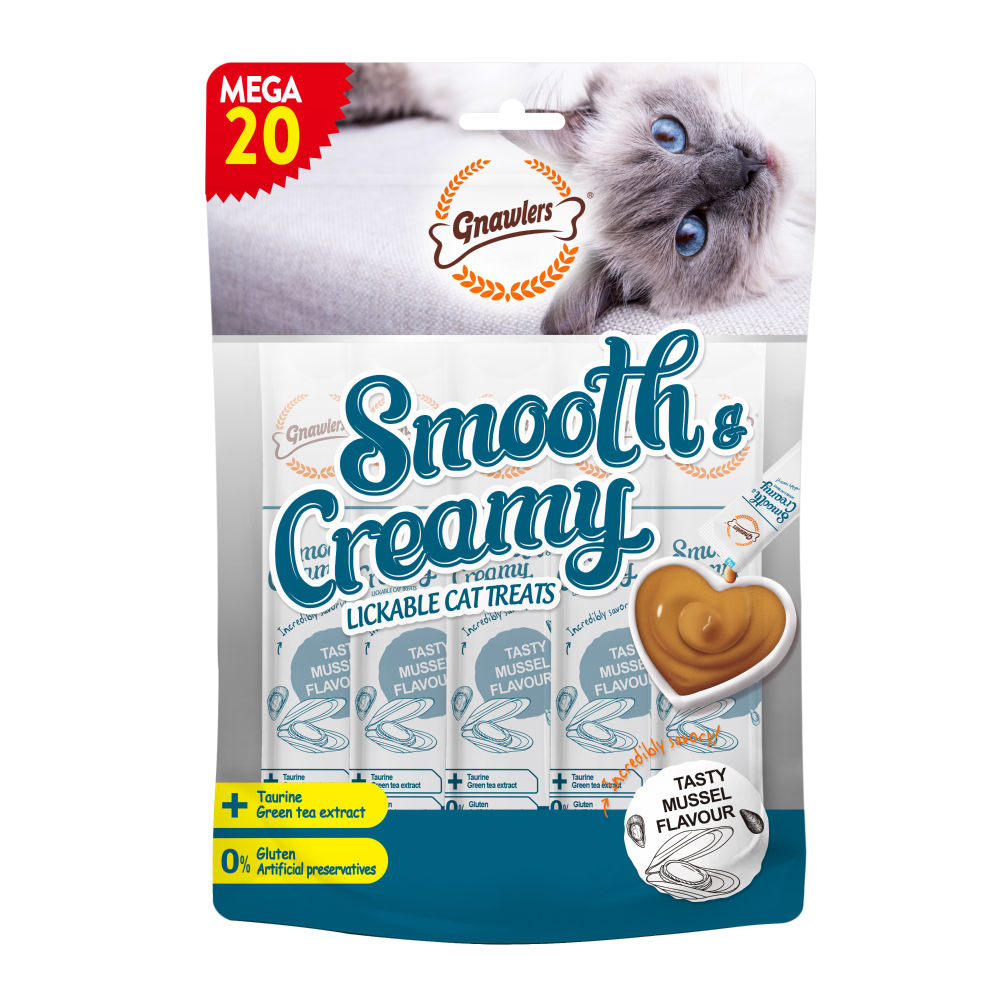 Gnawlers Mussel Flavour Creamy Cat Treats — in use