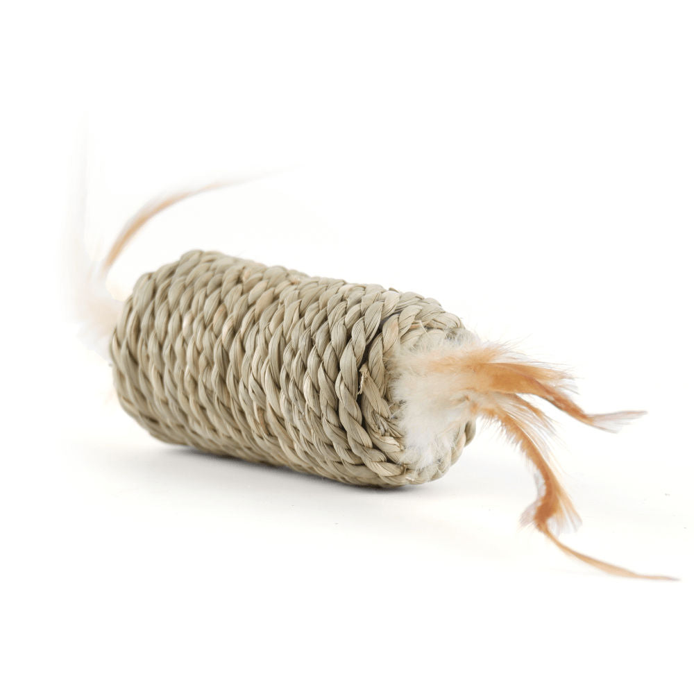 M Pets Natura Seagrass Roll & Ball Toy for Cats — detail shot