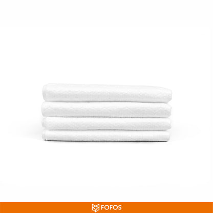 Barkbutler x Fofos Disposable Towels for Dogs — in use