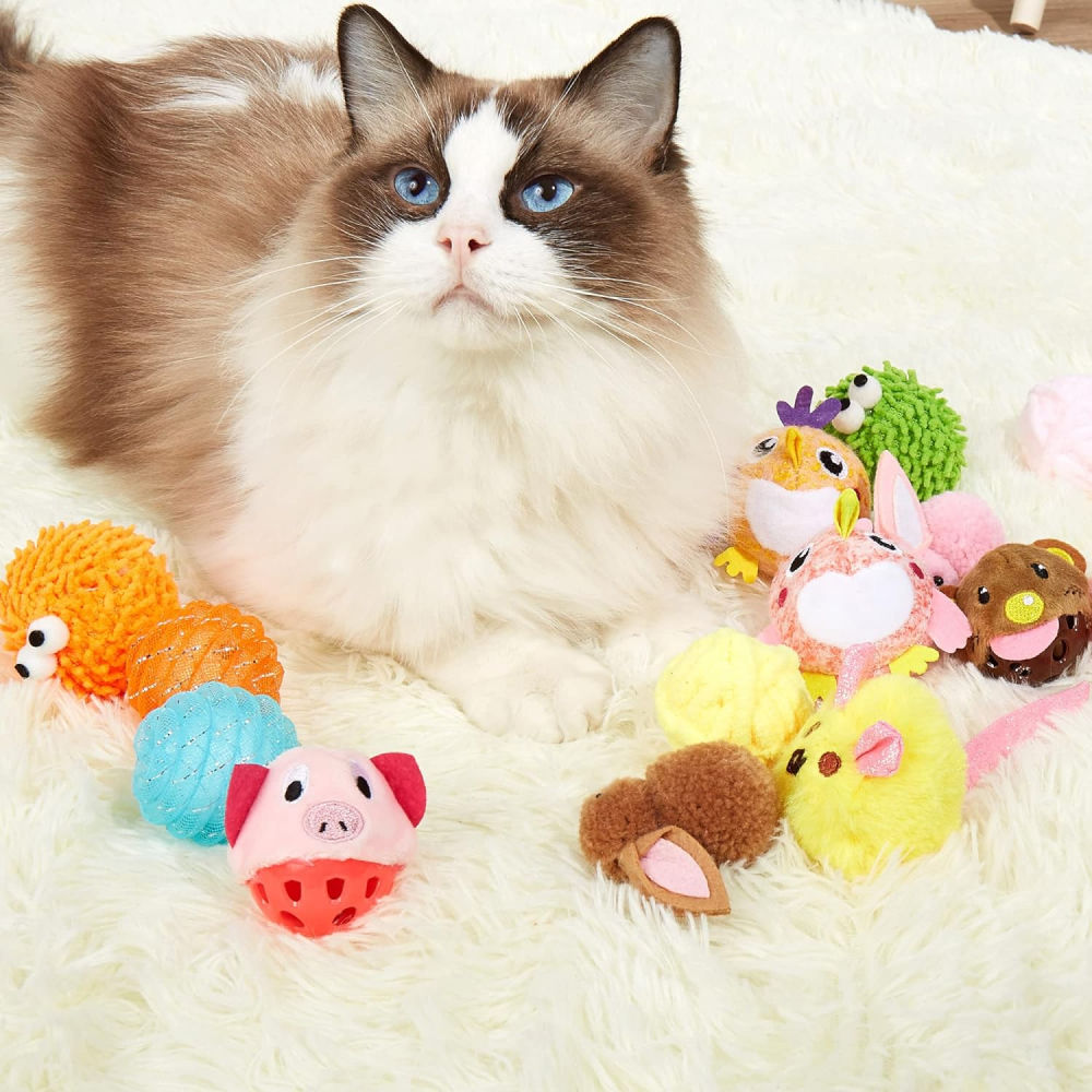 Barkbutler x Fofos Geek Ball Chew Toy for Cats — in use