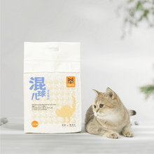 Barkbutler x Fofos Unscented Tofu & Crushed Bentonite Cat Litter — side view