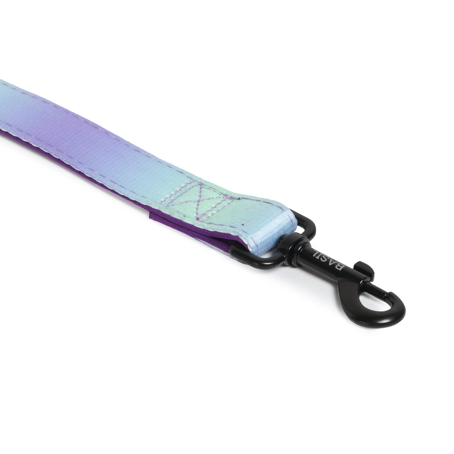 Basil Padded Leash for Dogs — in use