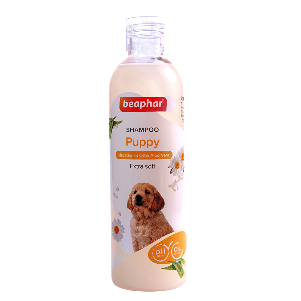 Beaphar Macademia Oil Shampoo for Puppies — back view