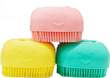 Beaphar Shampoo Bath Silicone Brush For Dogs And Cats Yellow - Image 2
