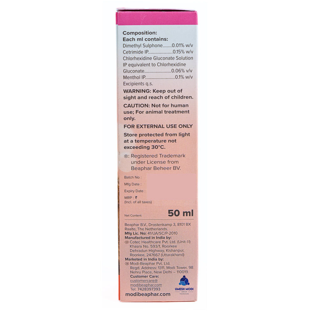 Beaphar Ear Cleaner for Dogs and Cats — detail shot