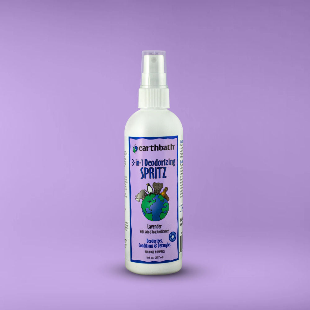 Earthbath Deodorizing Lavender Spritz for Dogs and Cats — detail shot