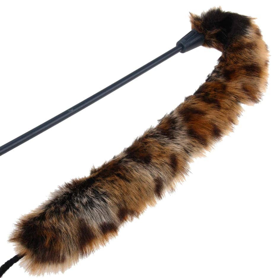 GiGwi Feather Teaser Catwand with Natural Feather Plush Tail Toy for Cats — detail shot