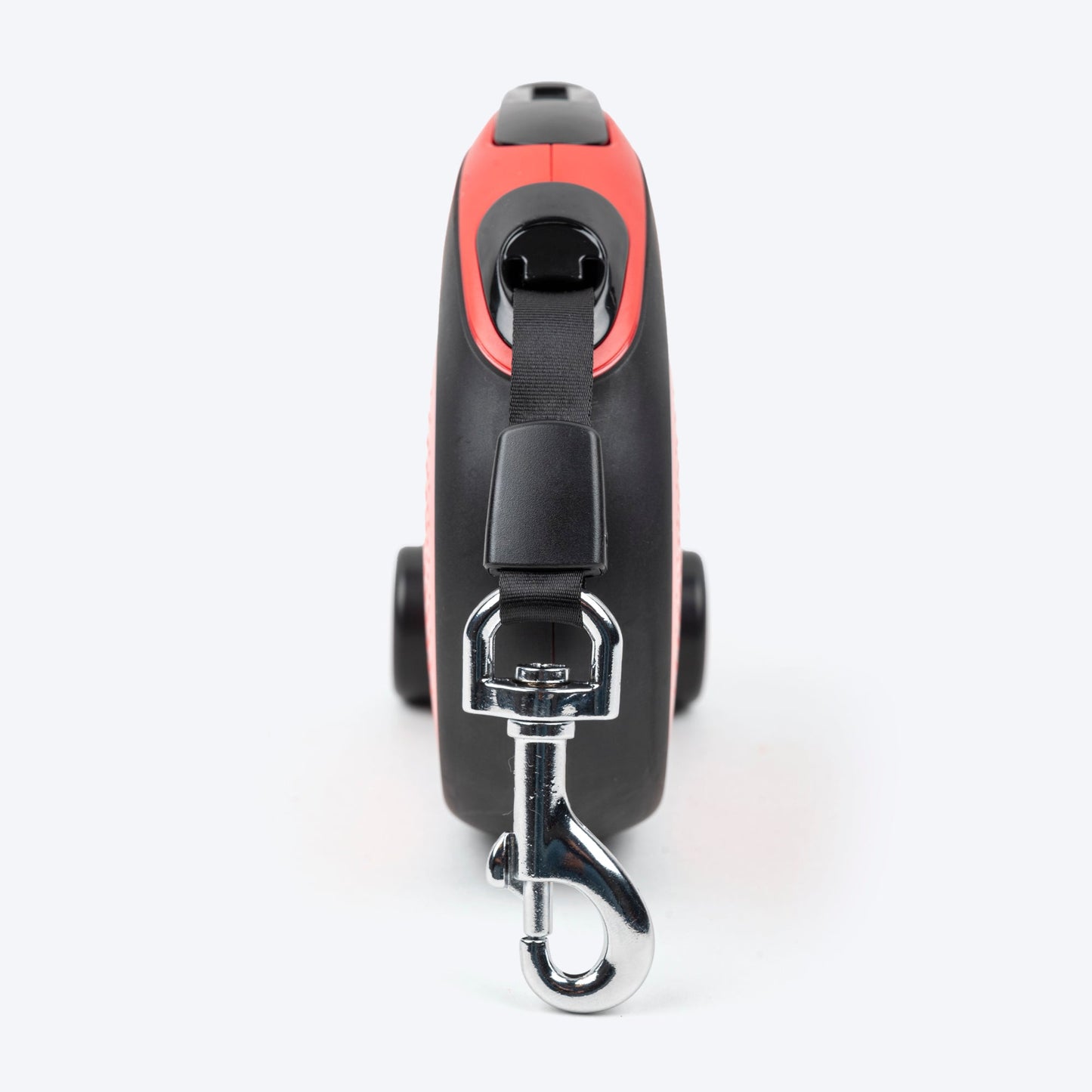 HUFT Retractable Leash With Poop Bag Dispenser for Dogs — in use