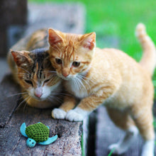 Kong Refillables Turtle Toy For Cats Green - Image 3