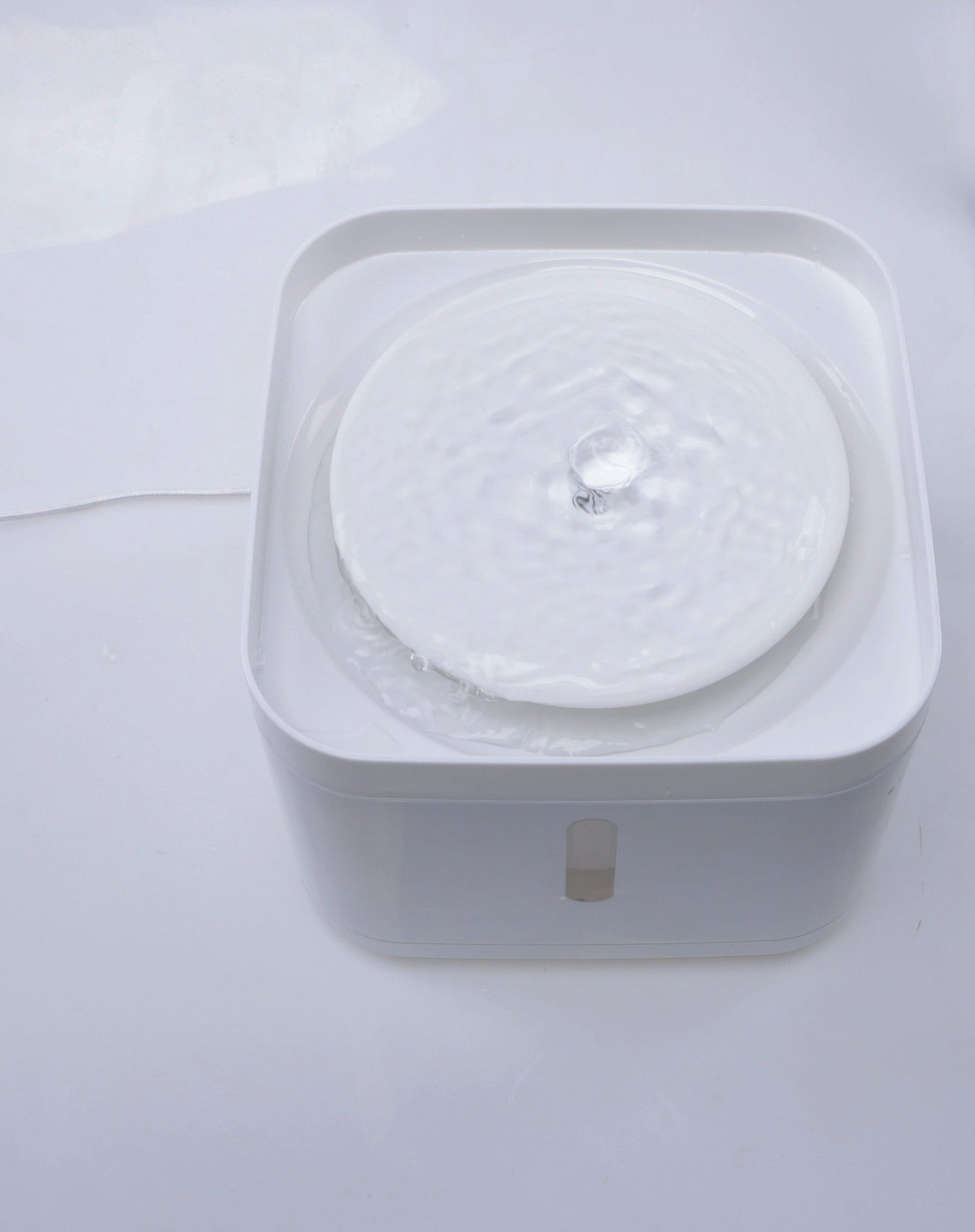 M Pets Volga Drinking Fountain for Dogs — side view