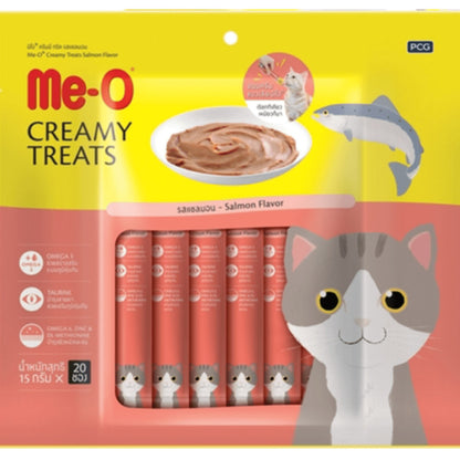Me O Creamy Salmon Cat Treats — in use