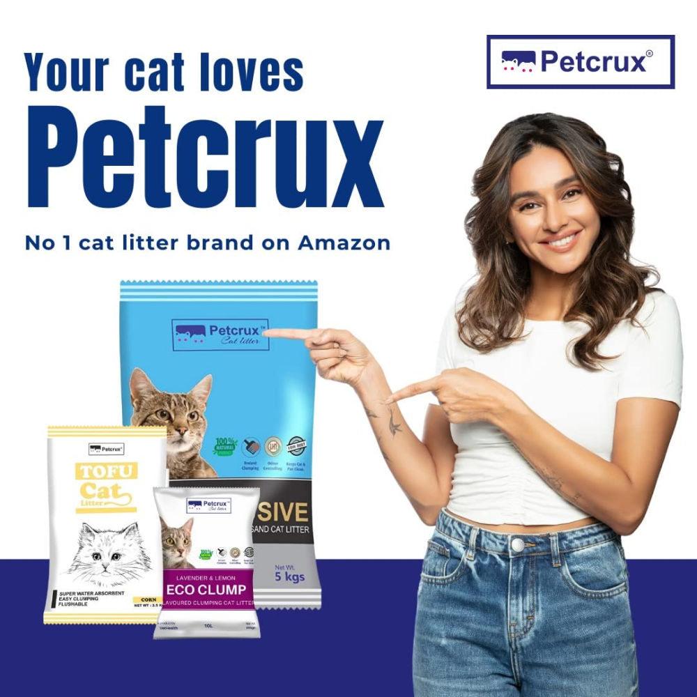 Petcrux Eco Clump Bentonite Unscented Cat Litter — in use