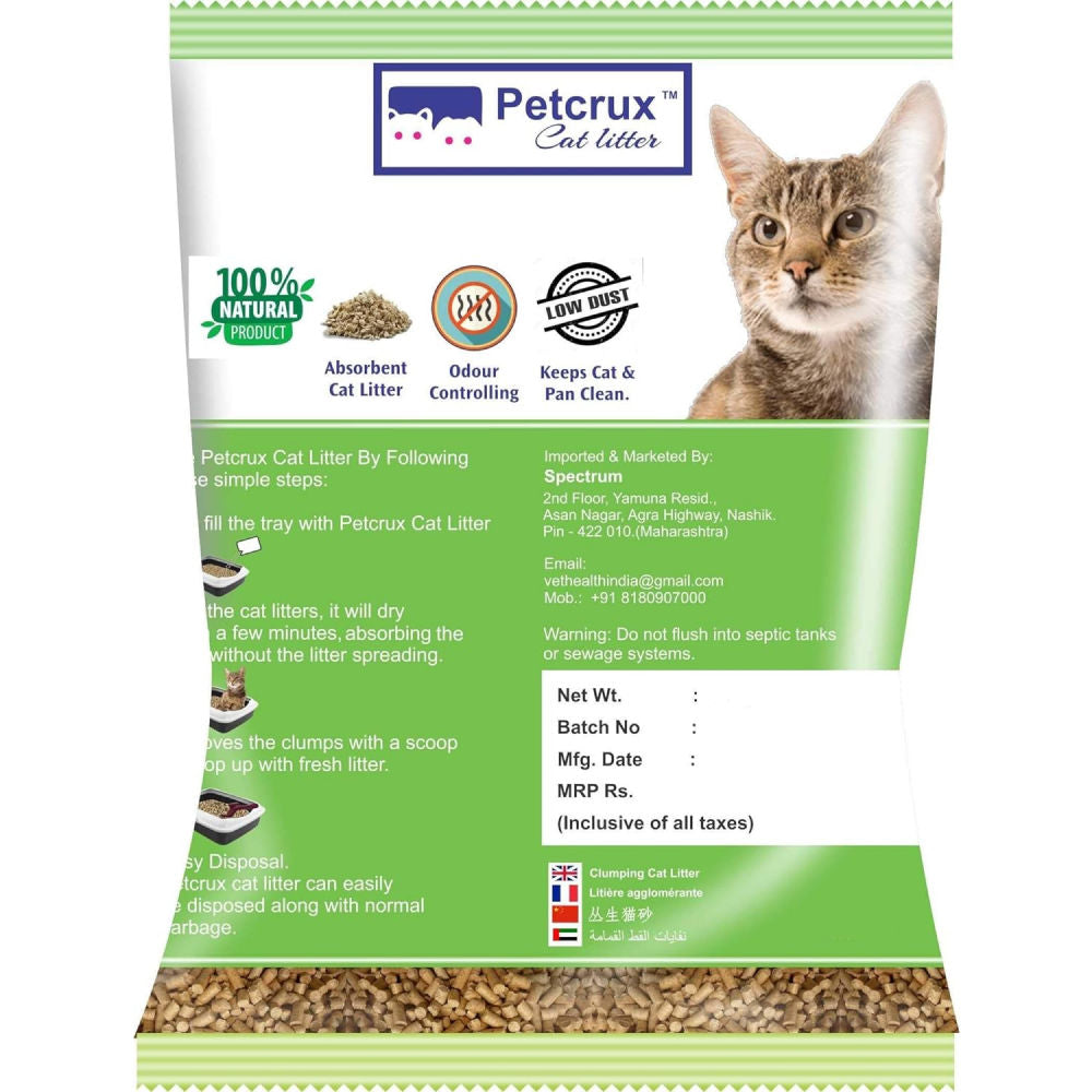 PetCrux Exclusive Organic Pine Wood Scented Cat Litter — in use