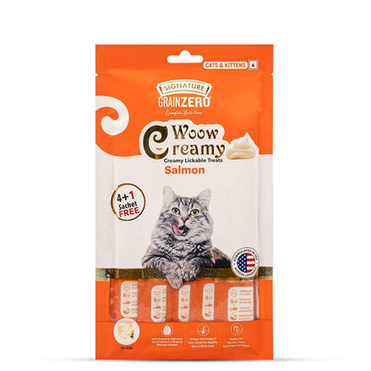 Signature Grain Zero 5 Flavor Lickable Creamy Treats for Cats — in use