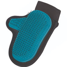 Trixie Coat Care Glove Wire Bristles With Tips - Image 2