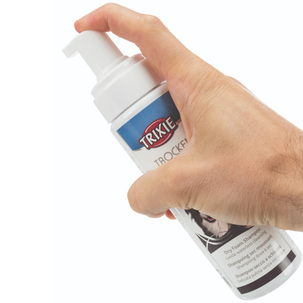 Trixie Dry Foam Shampoo for Dogs and Cats — back view