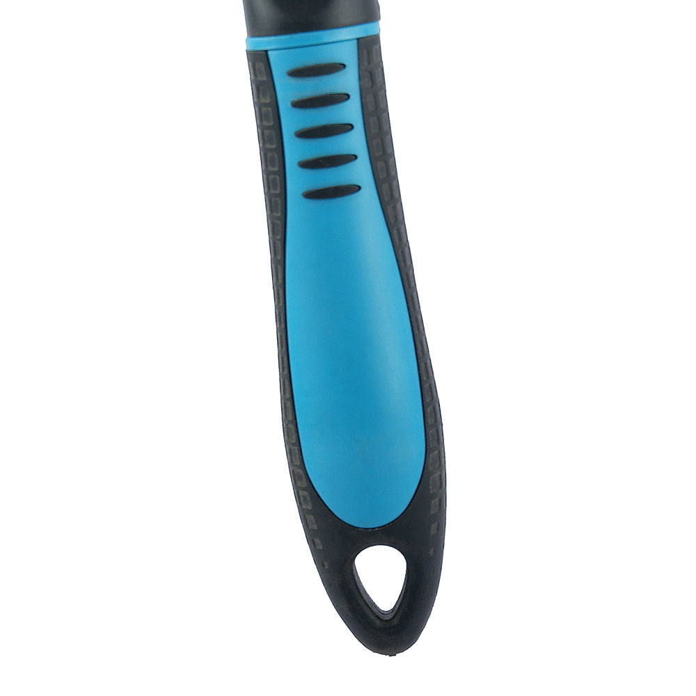 Trixie Flea and Dust Comb for Dogs and Cats — detail shot