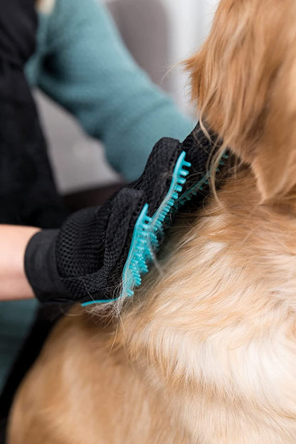 Trixie Fur Care Massage and Shine Gloves for Dogs and Cats — back view