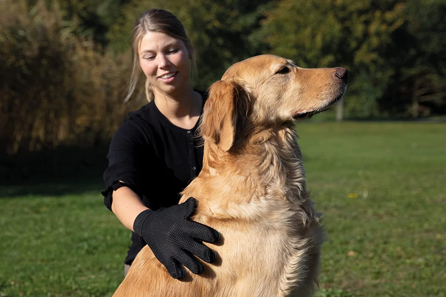 Trixie Fur Care Massage and Shine Gloves for Dogs and Cats — detail shot