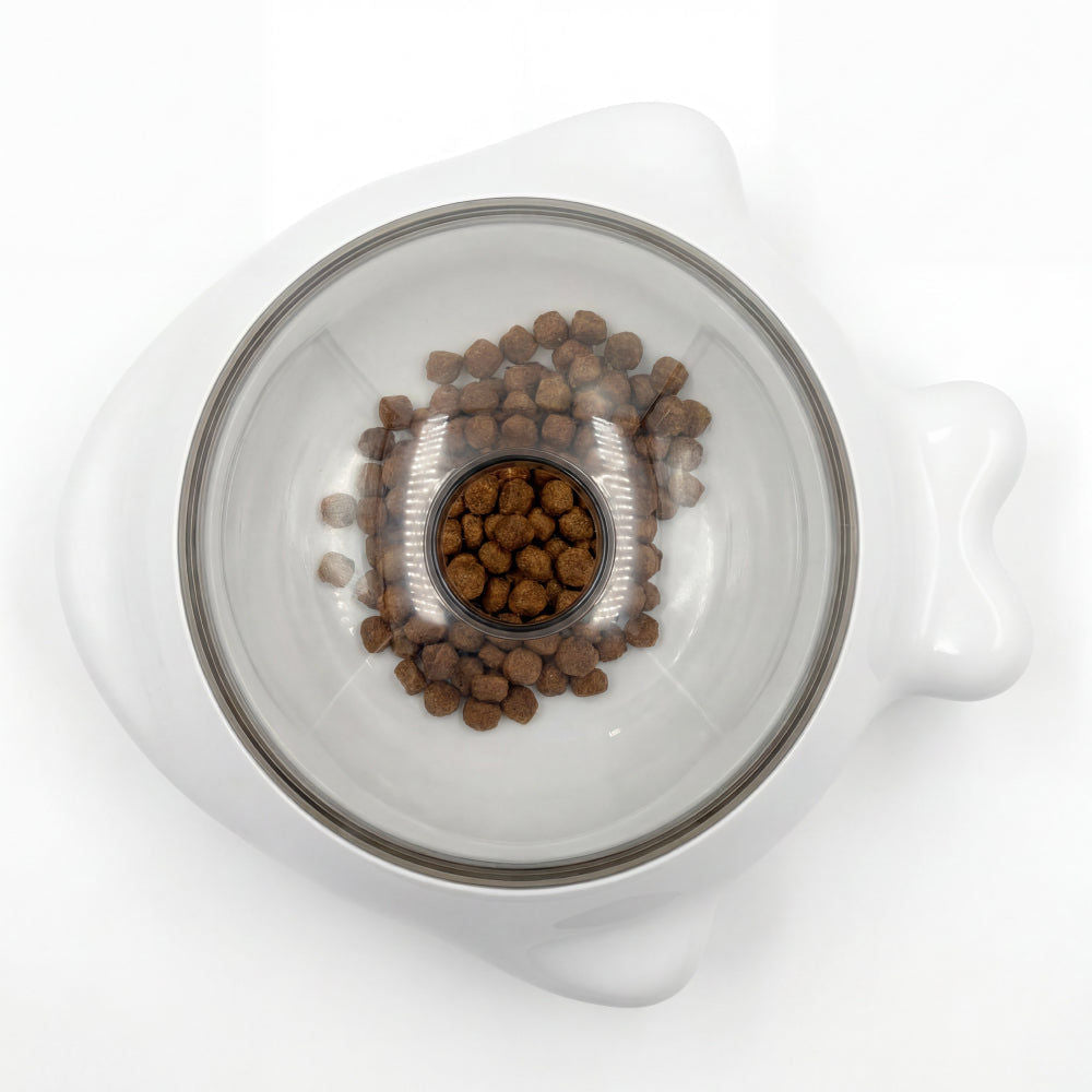 Trixie Treat dispenser and Popper for Dogs — detail shot