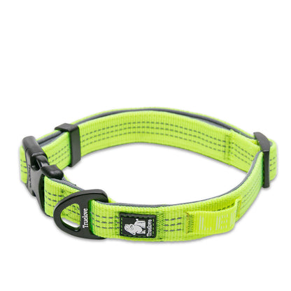 Truelove Padded Collar for Dogs — detail shot