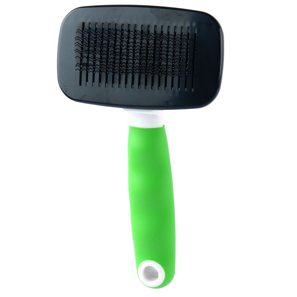 Wahl Self Cleaning Slicker Brush for Pets — in use
