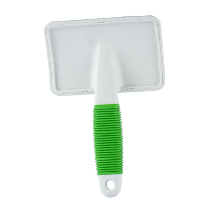 Wahl Slicker Brush for Dogs — detail shot