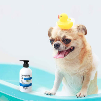 Wahl Whitening Shampoo for Dogs — detail shot