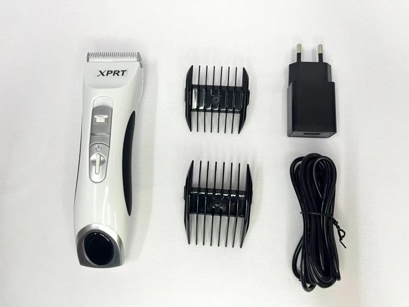 Basil XPRT PC 9700 Rechargeable Trimmer for Dogs and Cats — in use