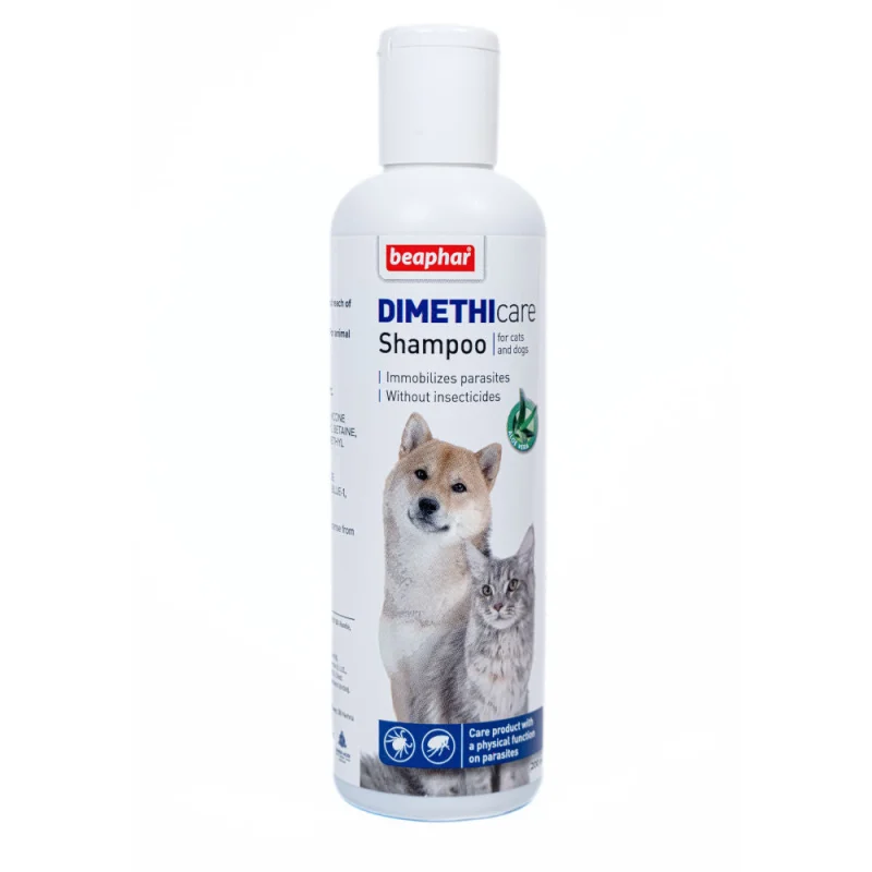 Beaphar Dimethi Care Shampoo for Dogs and Cats — side view