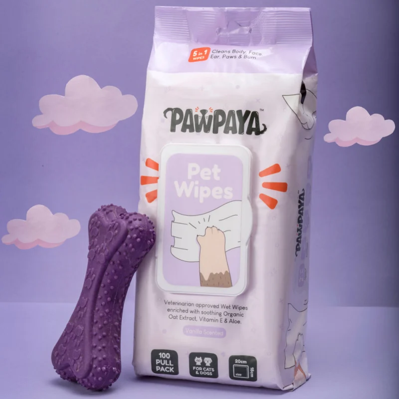 Pawpaya Pet Wipes for Dogs and Cats — in use