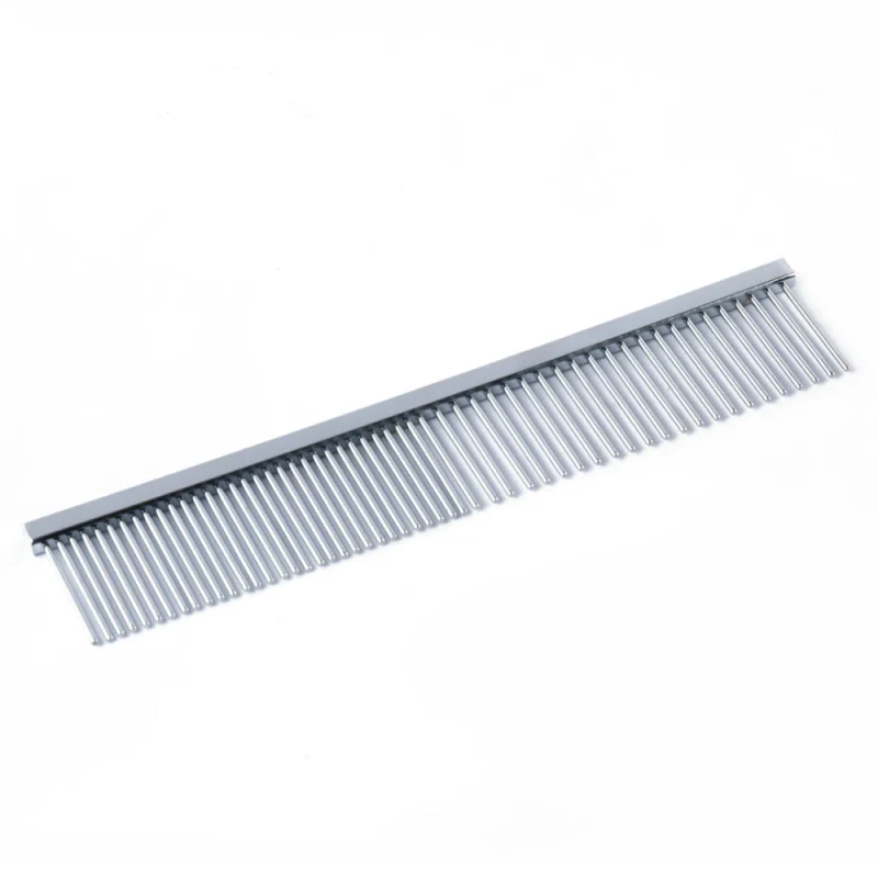 Trixie Comb Medium/Coarse Metal for Dogs — in use
